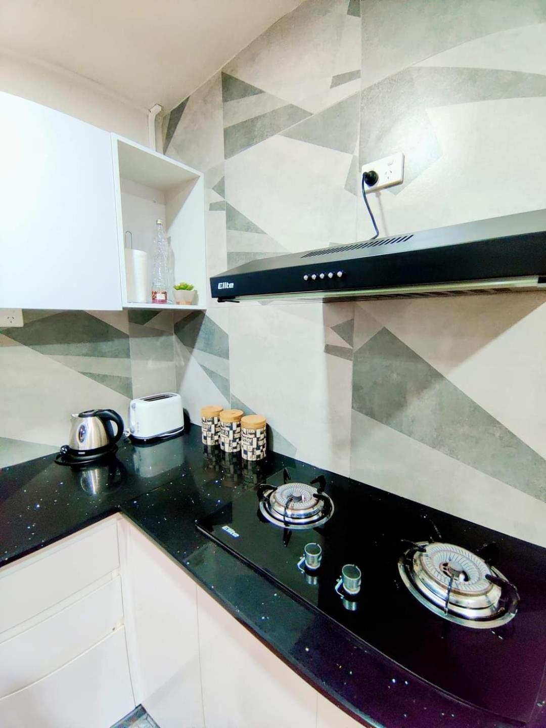 Studio At Berry Road Сува Екстер'єр фото