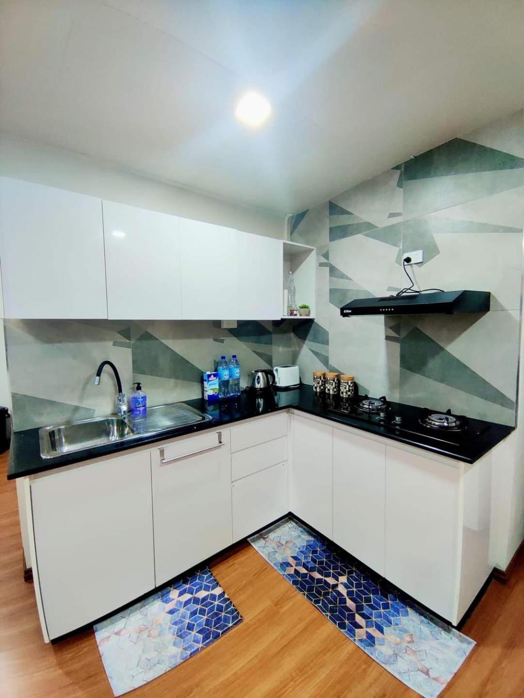 Studio At Berry Road Сува Екстер'єр фото